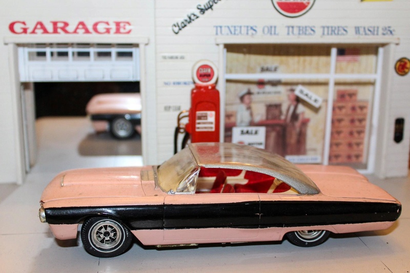 Vintage built automobile model kit survivor - Hot rod et Custom car maquettes montées anciennes - Page 7 15110913
