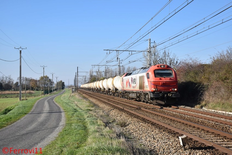 Photos et vidéos de la ligne Bordeaux - Toulouse - Narbonne - Sète (Fil 3) - Page 40 Dsc_1110