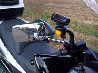 EQUIPER SON BURGMAN 400 POUR DES RAIDS ROUTIERS ! Suzuki11