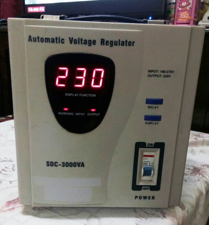 Automatic Voltage Regulator 3000VA (Good Working Condition) Img-2012