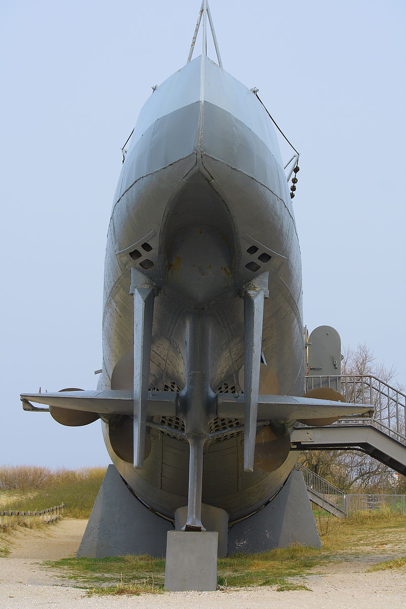 [1/400] Sous marin U-BOOT VIIC "U-995"- REF 81002 - Pas à pas Concou11
