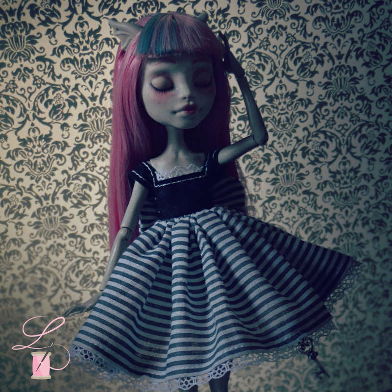 LullaCréation - robes pour Monster high, Pullip, Hujoo - Page 2 Insta510