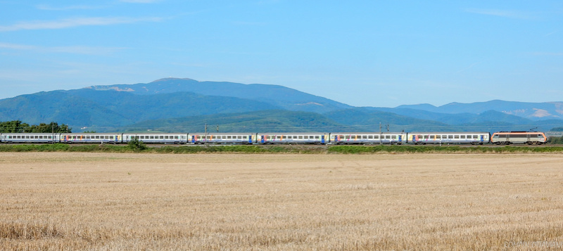 [TOPIC FERROVIAIRE] Photos et vidéos des trains de la SNCF en Champagne Ardenne et ailleurs - Page 17 Dscn6010