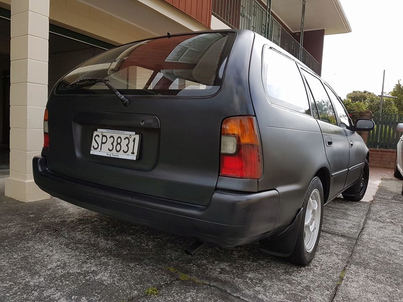 1994 AE101 Maroon/ Black wagon Z110