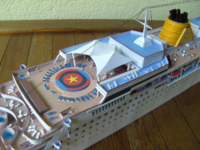 Fertig - Kreuzfahrtschiff 'Costa Voyager' gebaut von Holzkopf - Seite 2 Bild2014