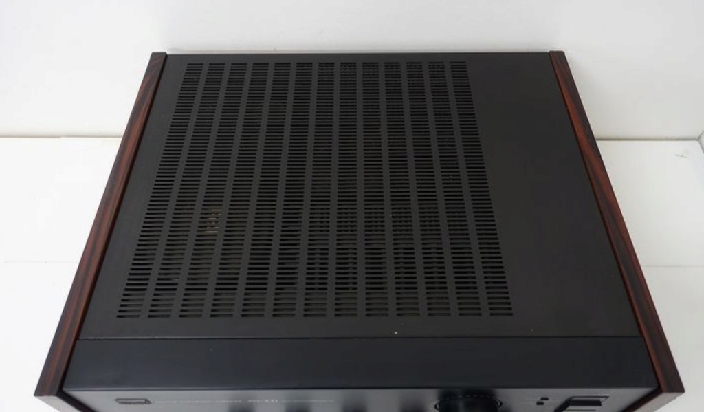 Sansui Au-X11 Integrated Amplifier Top_vi10