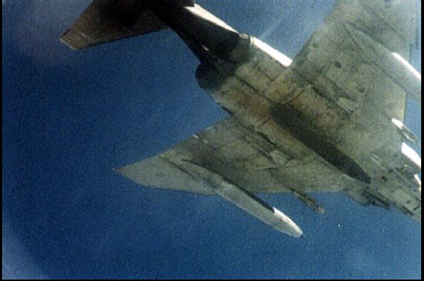 [Eduard] 1/48 - McDonnell-Douglas F-4C Phantom II "Nam 1968"  - Page 17 L1060019