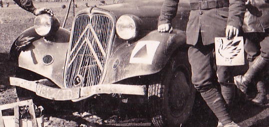 La Traction Avant Citroën sous l'uniforme Photo_11