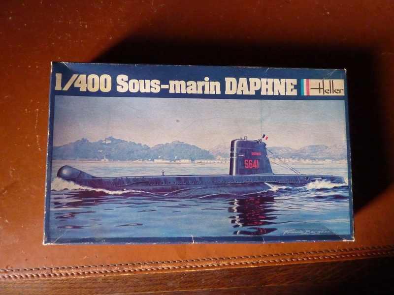 Sous-marin Daphné (Heller 1/400°) par Leptithommevert P1070731