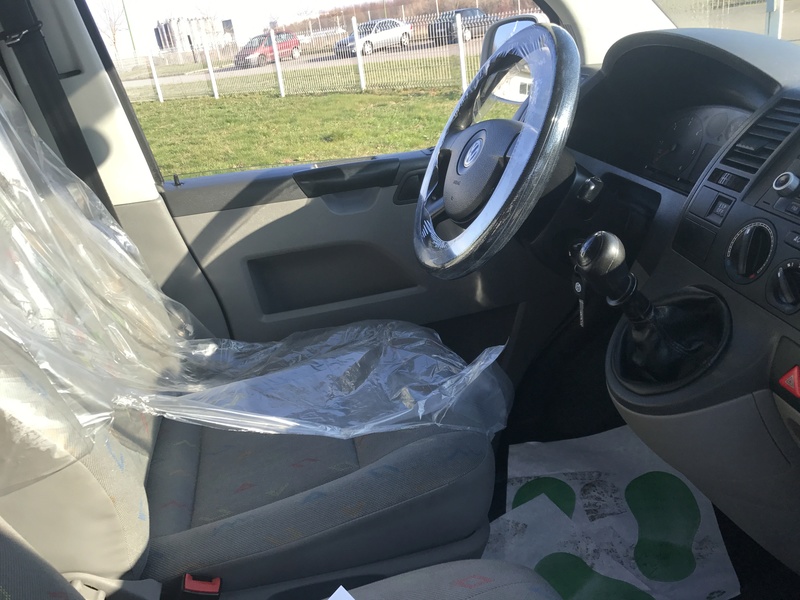 T5 1.9 TDI 105000 KMS PACK Img_4624
