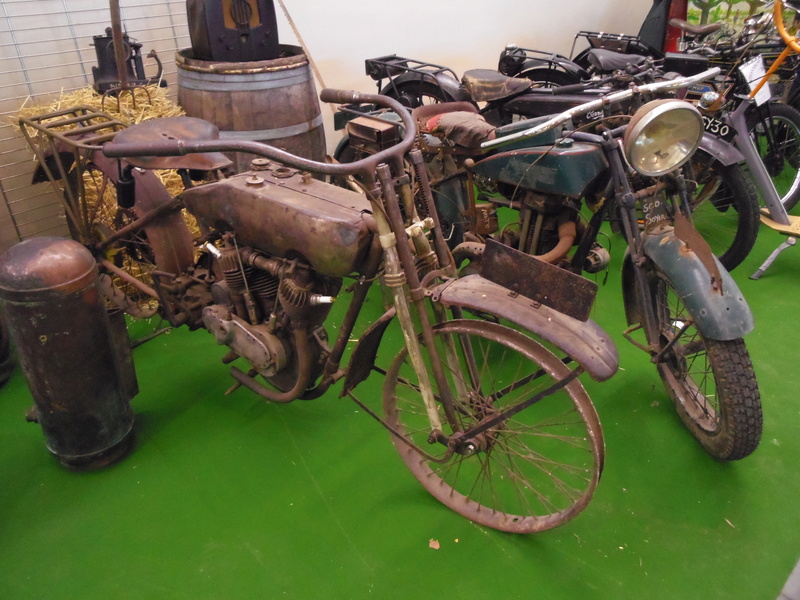 Salon Auto Moto Prestige à Nîmes les 4 et 5 Février 2017 Imgp8086