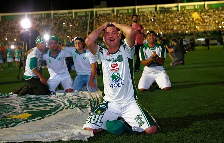 Sadness All Over! Tears Flow As Family, Fans Pay Emotional Tribute To Dead Brazilian Footballers Chapec13