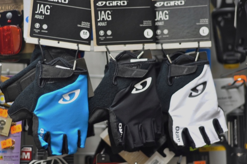 香港行貨! Giro JAG 最新Super-fit EVA Pading 短指手套 - HK165/對 (工商寫字樓速遞送貨) Dsc_3210