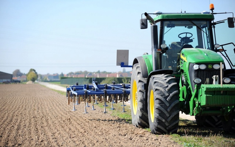 Son tracteur flashé à 116 km/h à Milan ! 65183310