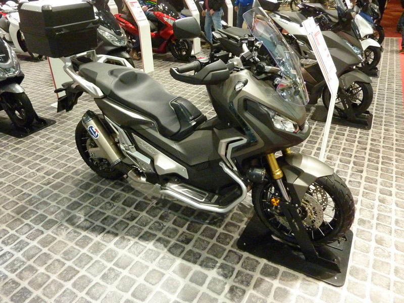 Integra X-ADV un Scoot- Trail Honda très attachant - Page 5 P1030175