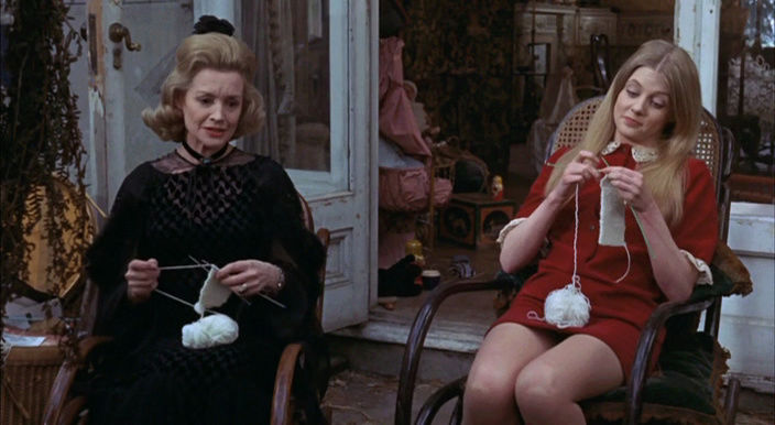 Mumsy, Nanny, Sonny & Girly (1970) Vlcsna34