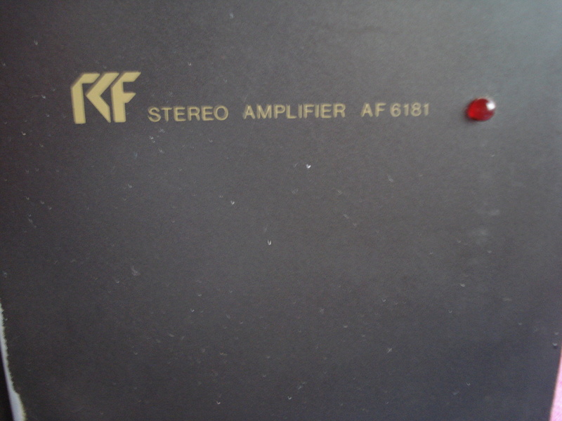 RCF Stereo Amplifier AF 6181 Dsc05318