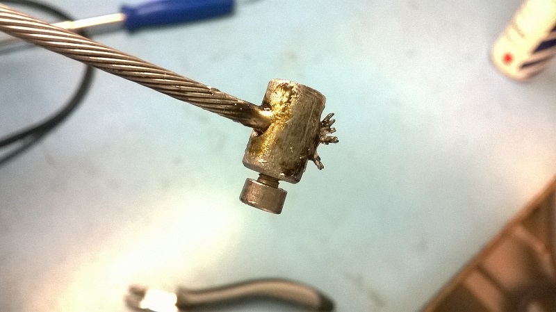 Comment réparer son câble d'embrayage. Wp_20131
