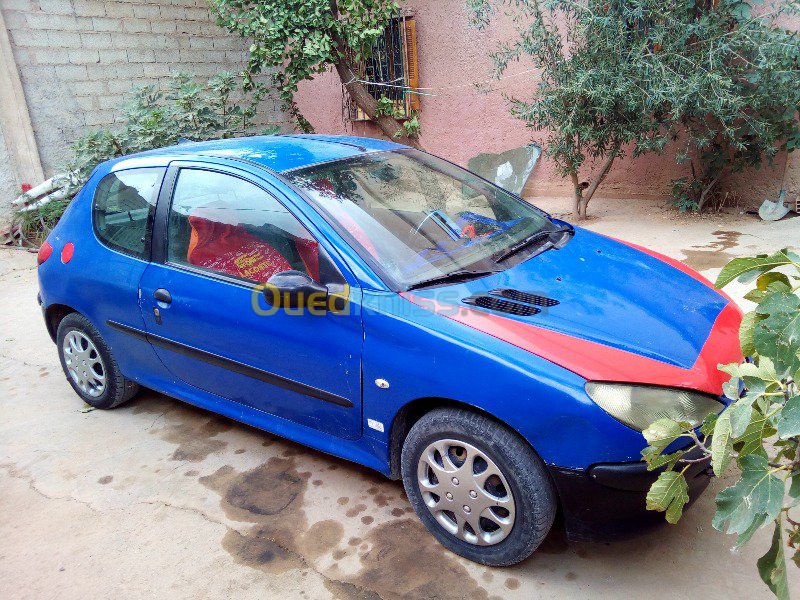 206 XR 1.9D 2001 Photo410