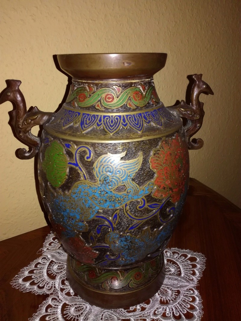 Vase chinois ou jponais bronze et cloisonné marque xuandé ? Img_2010