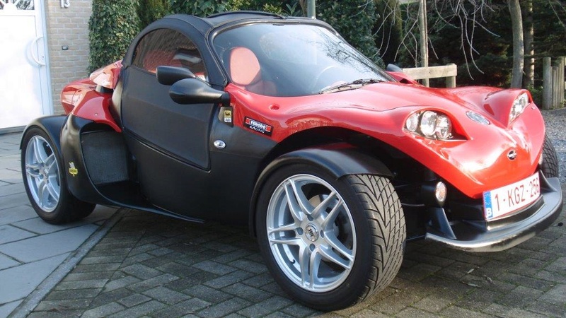 à vendre F16 de 2009 avèc 15400 km état neuf carte grise belgique  VENDU Dsc04326