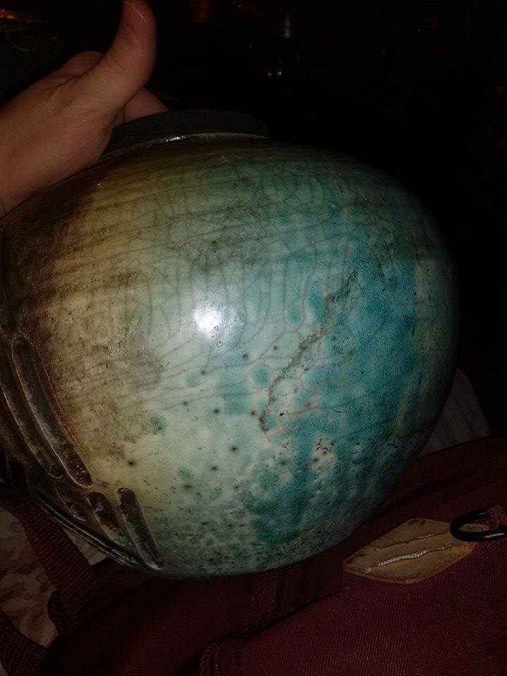 Can you read the name :/ Beautiful partial raku/glaze. Possibly NC pottery. 16128312