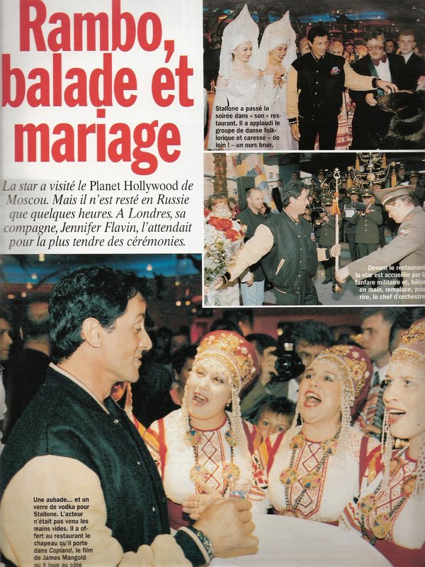 Stallone et le Planet Hollywood - Page 11 Sly_3410