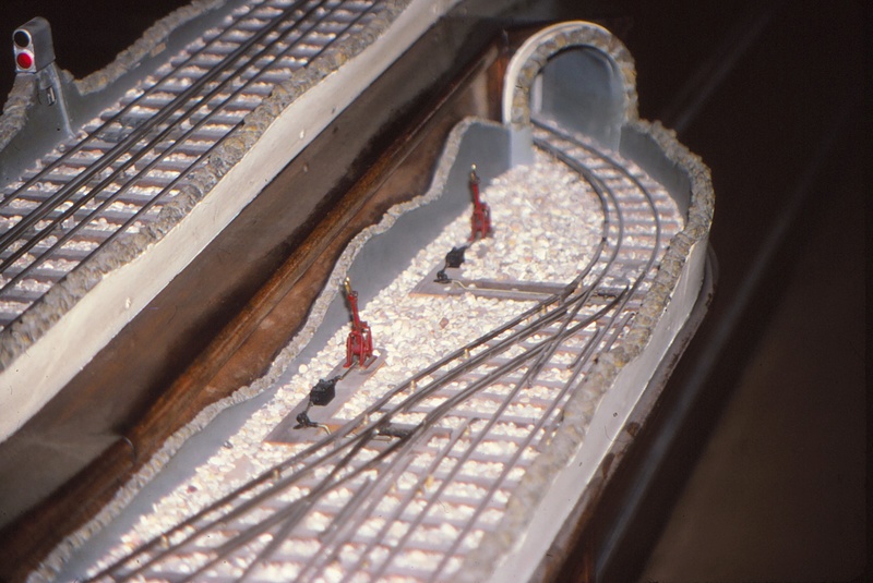 la maquette de formation des chefs de départ du métro avant 1978 Img_2021