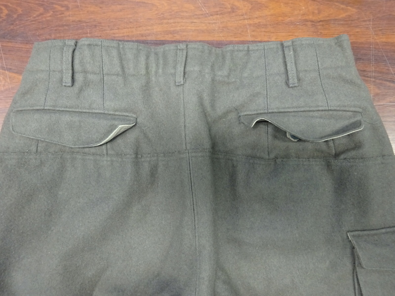 some pics of never worn Austrian Army mountain troops' knee-breeches (Berghose) 06_dsc10