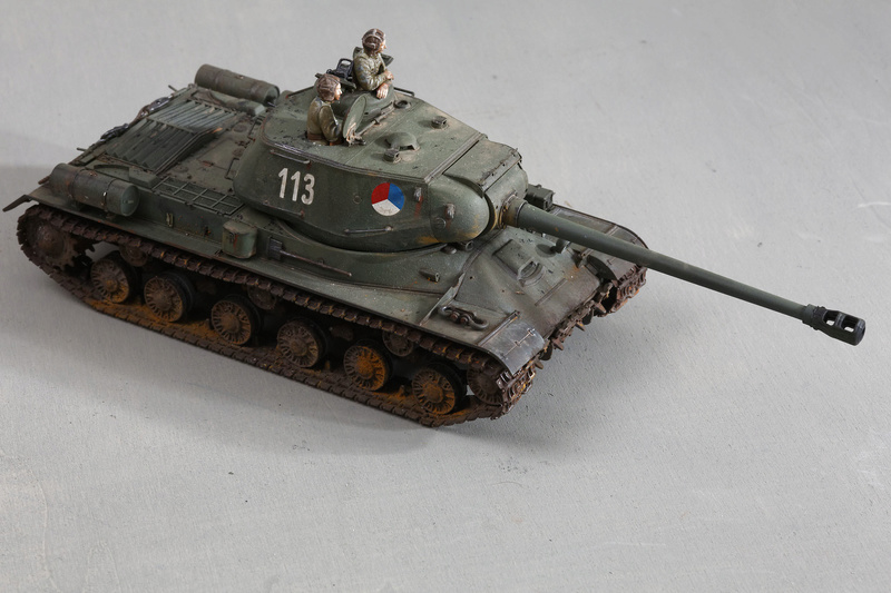 Tamiya 1/35 JS-2  russian heavy tank 1944 ref 35289 Js-25110