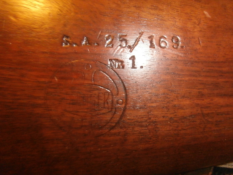 Idendification inscription sur crosse P1293611