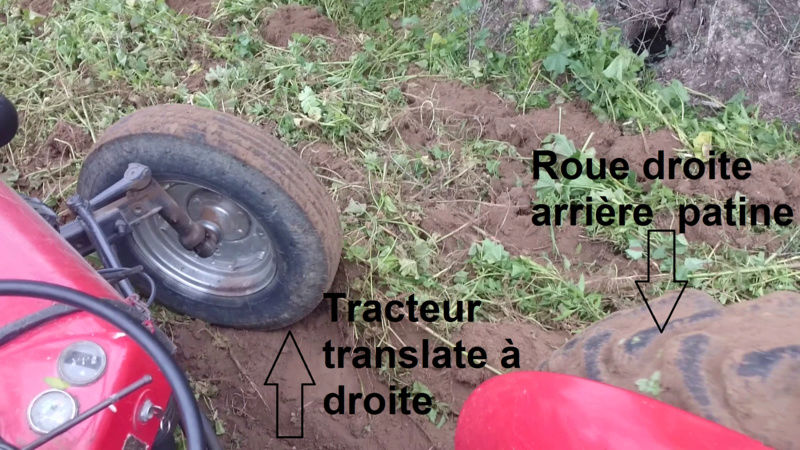 TRACTEUR - Tracteur qui dérape et patine (translate)  210