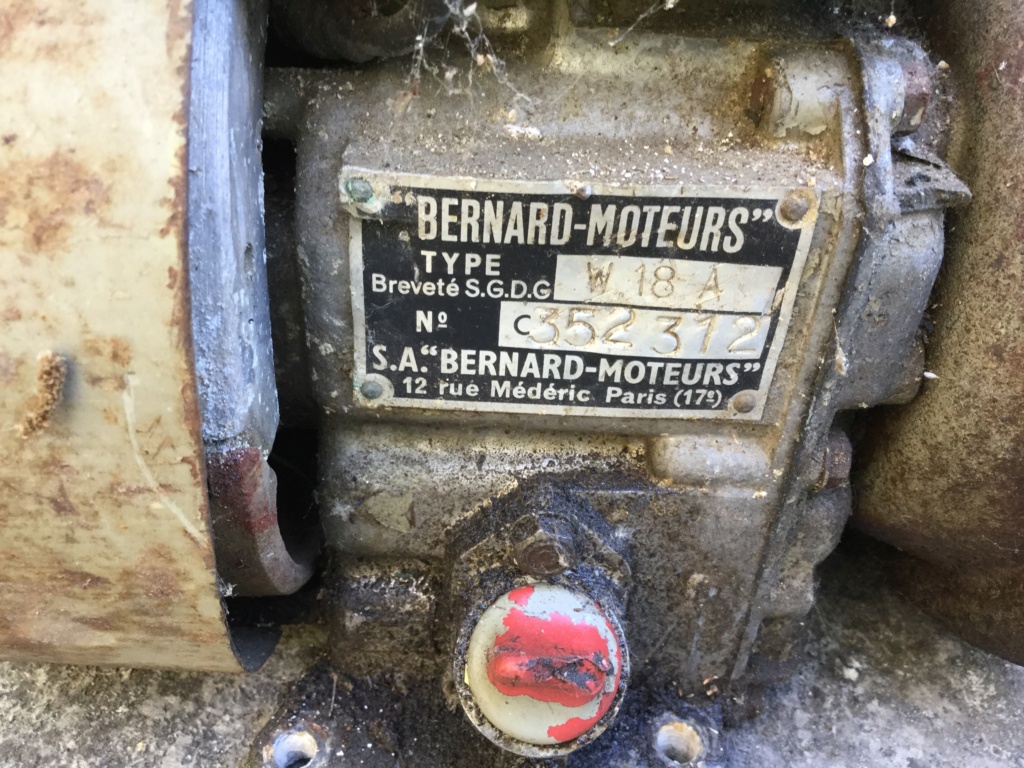E - Les moteurs Série 8 80-w1813