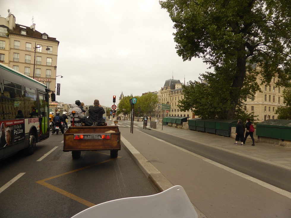 motoculteur - Une traversée de Paris à Motoculteur - Page 2 Pa210