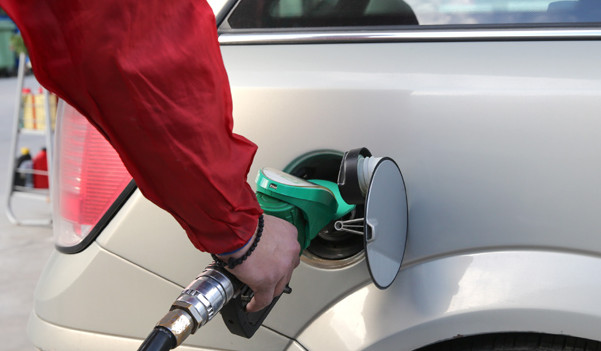 Επιδότηση καυσίμων: Ανοικτή για όλα τα ΑΦΜ η πλατφόρμα Fuel Pass Benzin10