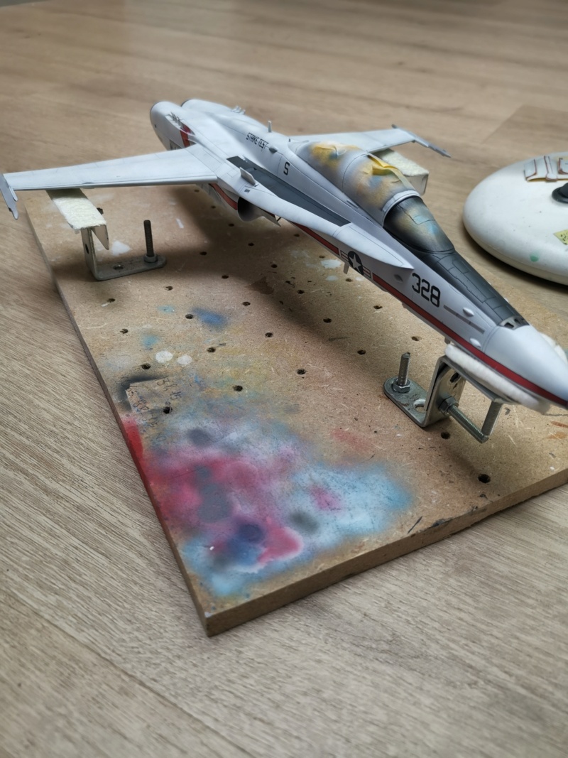 F 18B hasegawa 1/48 + diorama terminés Img_2030