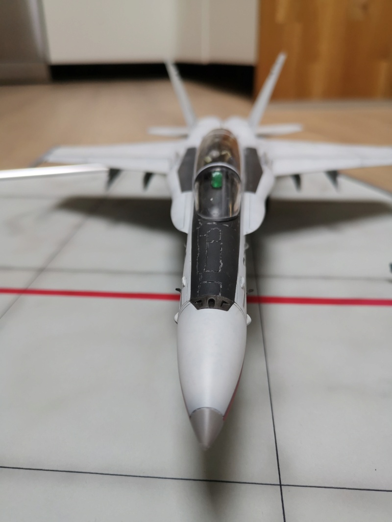 F 18B hasegawa 1/48 + diorama terminés Img_2048