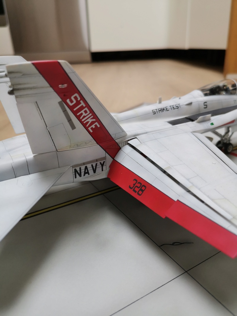 F 18B hasegawa 1/48 + diorama terminés Img_2053
