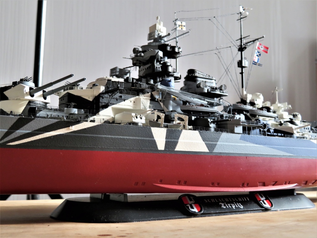 Tirpitz 1/350 Revell Img_0410