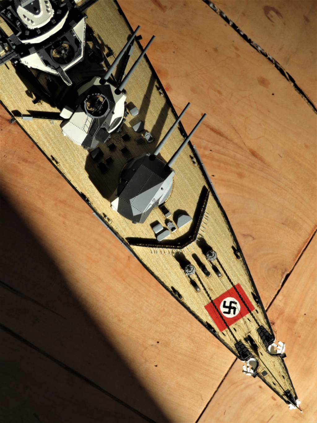 Tirpitz 1:350 Platinum Edition - Page 4 Img_0415