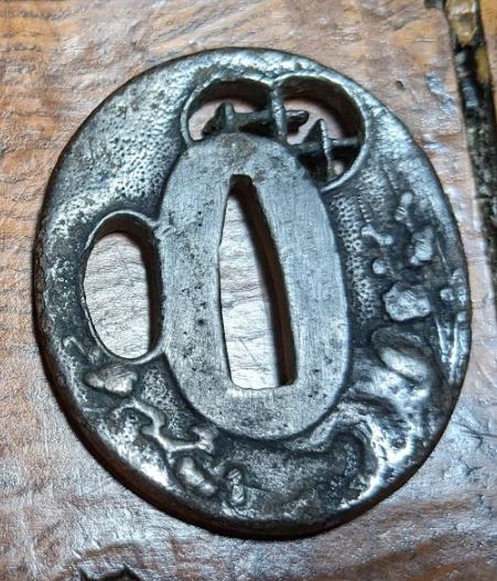 tsuba avec symboles chrétiens 2718