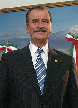 ¿Cuanto Mide Vicente Fox? (Expresidente de México)  250px-10