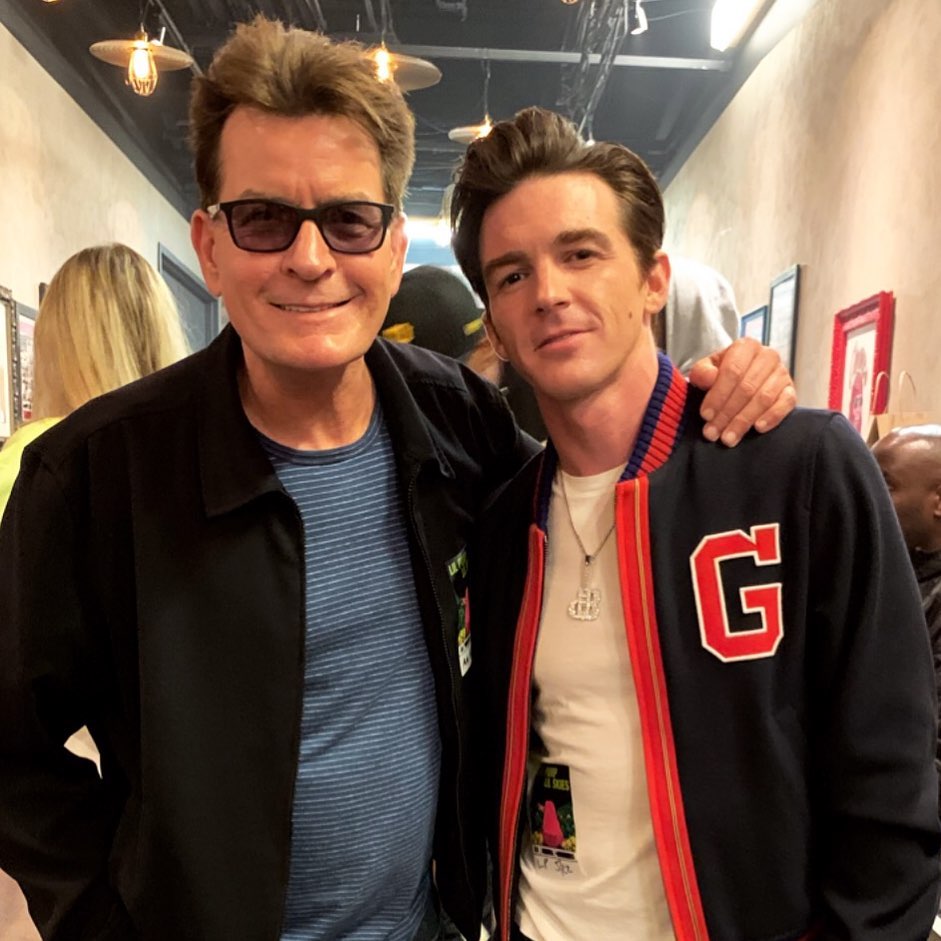 ¿Cuanto Mide Drake Bell?  61753810
