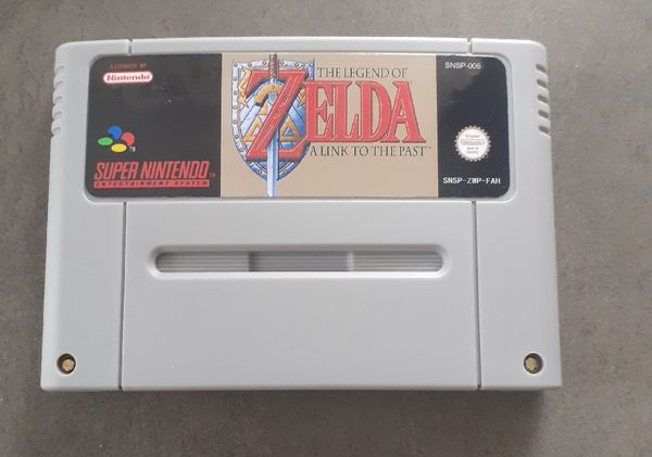Zelda Link to the Past - différente Cartouche ? C435af10