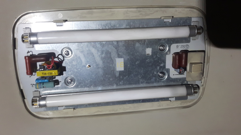Interior Light problems how do you replace the ballast