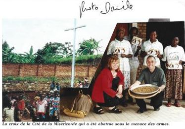 FIN DE LA REPUBLIQUE FRANC MACONNE PAR LE CHOIX DE DIEU - L' ENFANT D'ALZO DI PELLA 2 - Page 27 Rwanda11