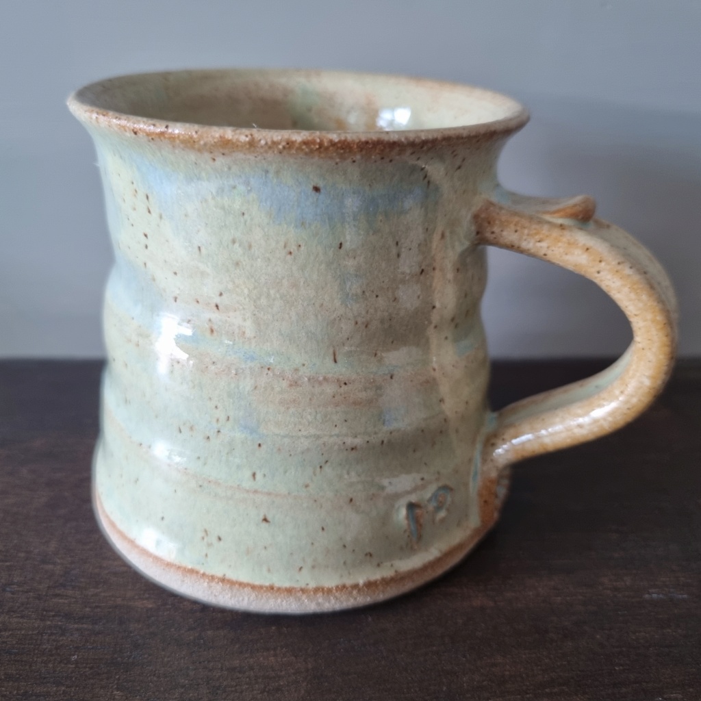 Studio Pottery Mugs - IB or IBC or MBC mark? ID Help please 20230431