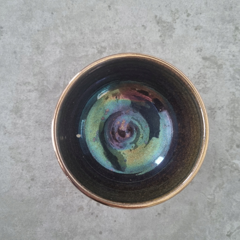 Small iridescent petroleum soup(?) bowl - Tobias Harrison 20230613