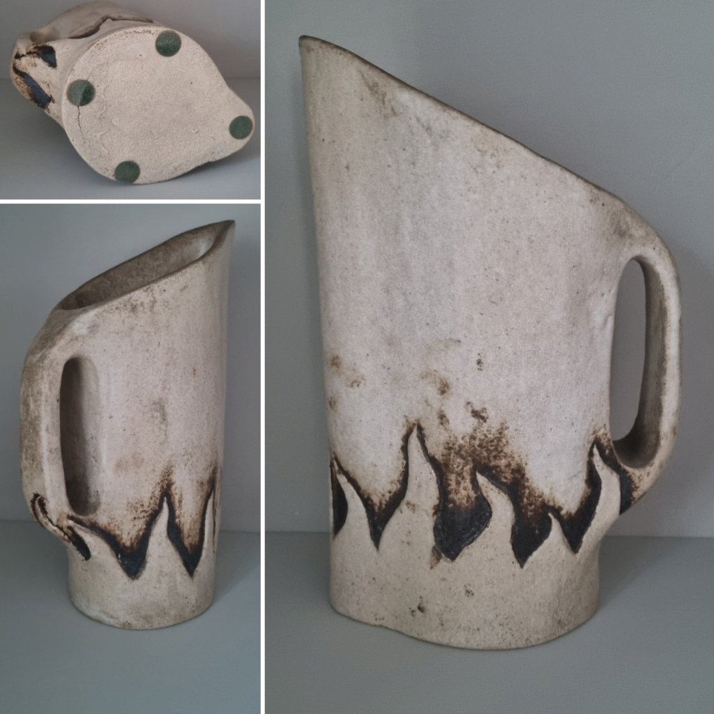 Stoneware Jug - no markings Img_2019