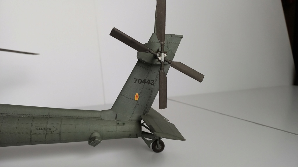 AH-64A APACHE ,1:33, Modelarz hergestellt von Lachezar 20221219